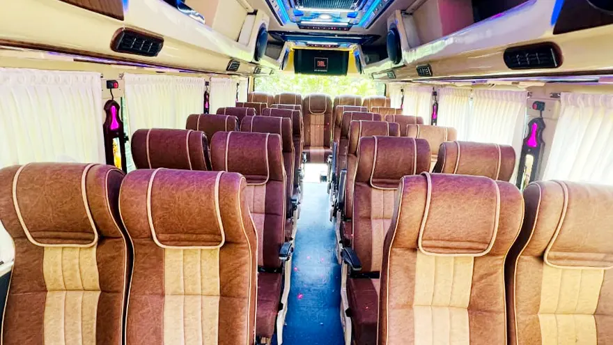 26 seater luxury tempo copy